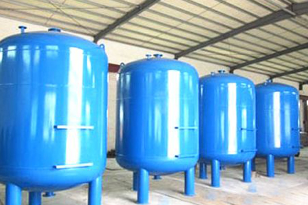 多介質(zhì)過濾器應(yīng)該依據(jù)哪些條件選擇 多介質(zhì)過濾器應(yīng)該依據(jù)哪些條件選擇